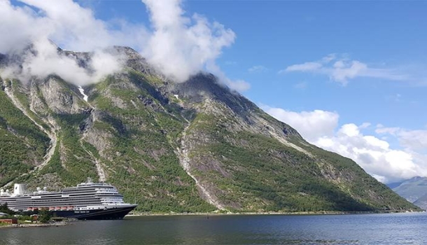 Europa-Saison 2025: Zwei Holland America Line Schiffe ab Rotterdam