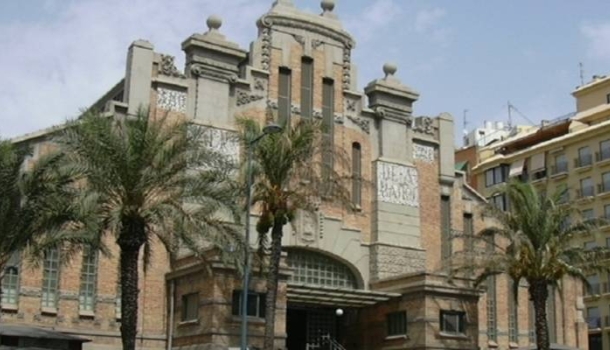 Alicante entlastet den Mercado Central mit einem Verhaltenscodex für Besuchergruppen