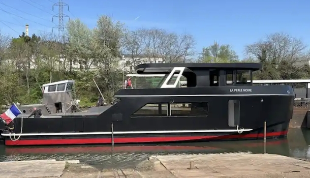 Elegantes Cruisen auf der Seine