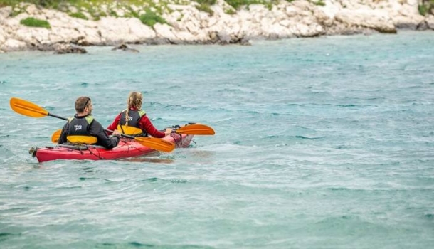 Wandern und Kajak: Aktivurlaub mit Perspektivenwechsel