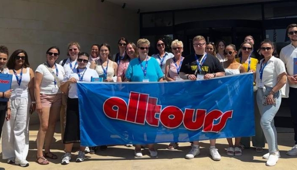 alltours zeigt 150 Reiseprofis Hotels und Inselhighlights auf Kreta - Lesen Sie die Nachrichten