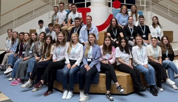 120 Auszubildende und Studierende gehen bei TUI an Bord
