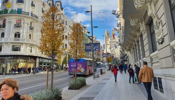 Spanien mit Rekordeinnahmen aus dem Tourismus im Sommer 2025 - Lesen Sie die Nachrichten