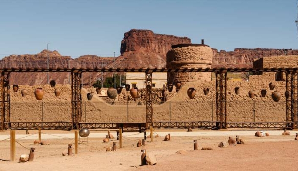 AlUla: Wo Wüste zur Bühne für Kunst und zeitgenössische Kreativität wird - Lesen Sie die Nachrichten