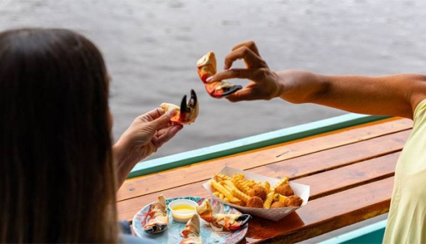 Steinkrabben-Saison an Florida’s Paradise Coast: Tradition, Nachhaltigkeit und regionaler Geschmack - Lesen Sie die Nachrichten