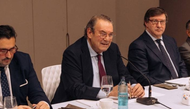 Spanischer Tourismussektor zieht positive Bilanz und mahnt zur Wachsamkeit - Lesen Sie die Nachrichten