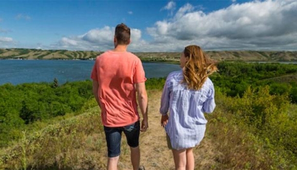 Zwischen Himmel und Hügeln: Unterwegs im Echo Valley Provincial Park - Lesen Sie die Nachrichten