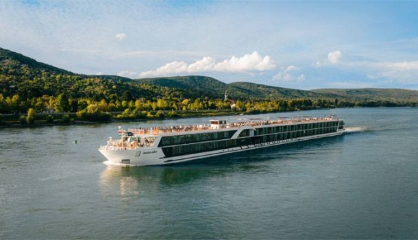 AMADEUS startet mit neuem Flussschiff auf dem Douro