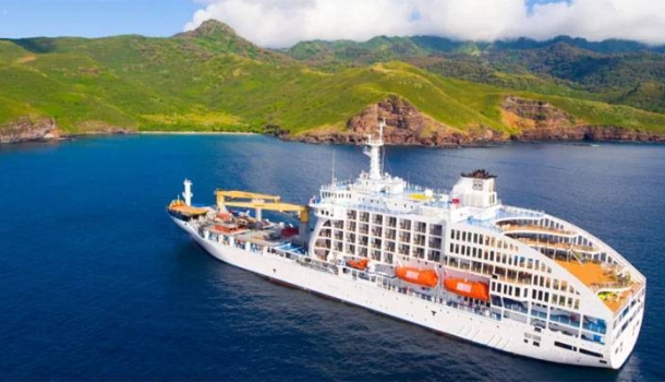 Aranui 5 verbindet Frachtschiff und Kreuzfahrt in Französisch-Polynesien