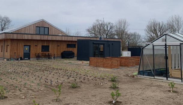 Caravanserei setzt auf Nachhaltigkeit vom Küchengarten bis zur Energieversorgung