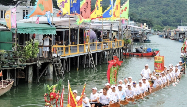 Hongkong feiert 50 Jahre Drachenbootrennen