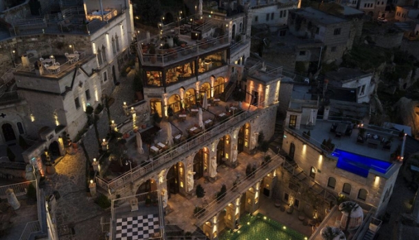 Lifestyle-Hotel in Kappadokien ist das erste Cave-Hotel von Hilton