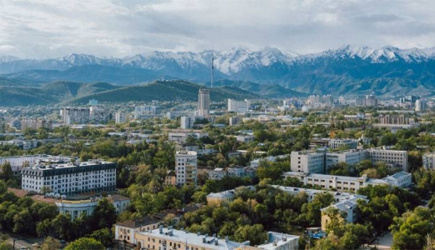 Almaty lädt im Sommer zu Musik, Kulinarik und regionalen Traditionen ein
