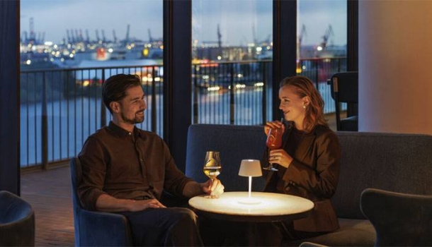 Hotelbars entwickeln sich zu urbanen Treffpunkten - Lesen Sie die Nachrichten