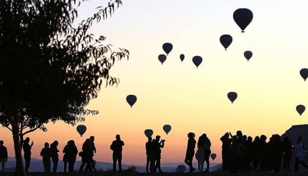 Türkei zählt im ersten Halbjahr 308 000 Fahrgäste bei Heißluftballonflügen - Lesen Sie die Nachrichten
