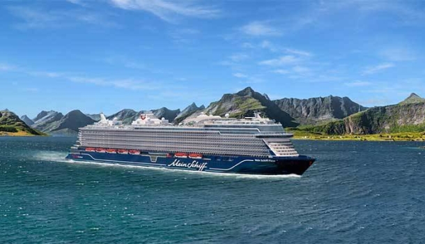 Über 1 500 Vertriebspartner erleben die Mein Schiff Flow vor der offiziellen Taufe