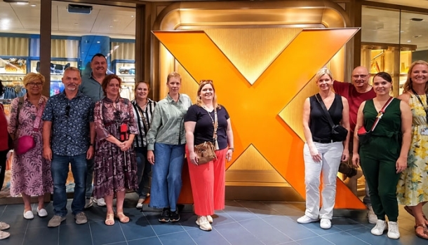 Celebrity Xcel präsentiert sich Reiseprofis in Barcelona