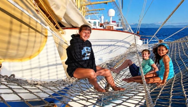 Karibik und Costa Rica: Star Clippers lockt Familien auf Großsegler