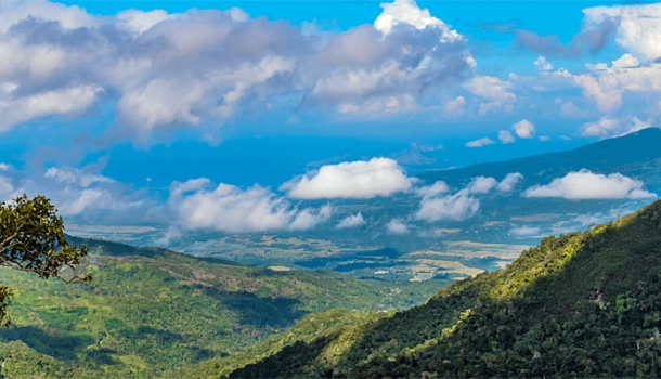 Indonesien entwickelt neue Pilgerroute durch die Bergwelt von Flores