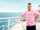 Robbie Williams tritt in der neuen Kampagne für Mein Schiff Relax auf